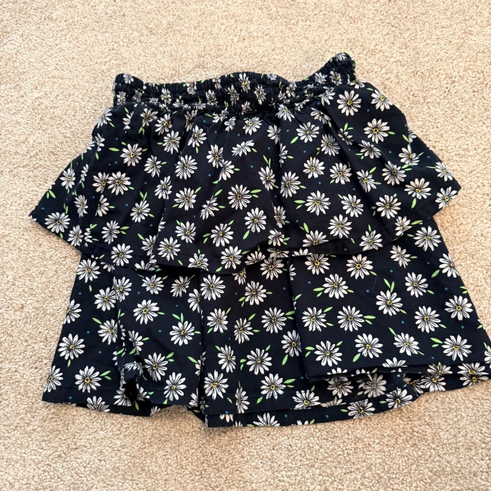 Old Navy Skirt Girls Size M 8 Black Daisy Floral Tiered Ruffle Smocked Waist